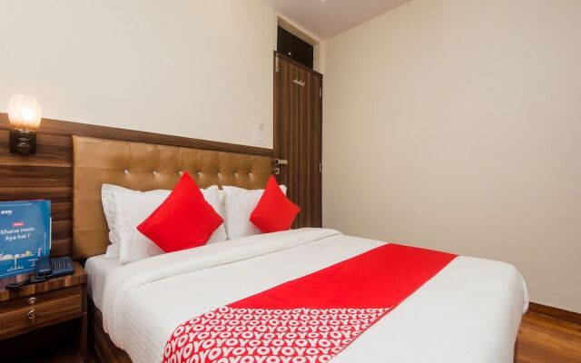 OYO 11706 Hotel Avion Park