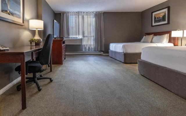 Hotel Faubourg Montreal - ex Holiday Inn Express Hotel & Suites Centr