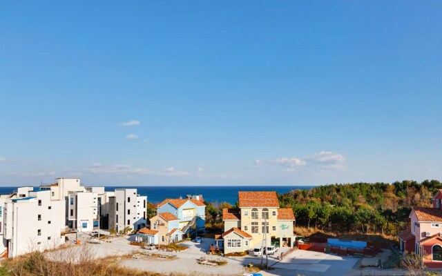 Gangneung Gyeongpo Sea&view Pension
