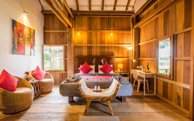 Kampot River Residence
