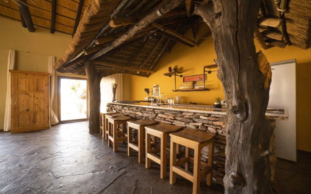 Sandfontein Lodge & Nature Reserve