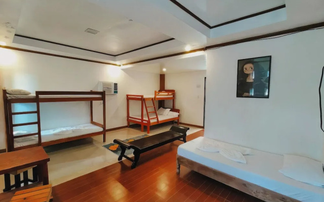 Pagudpud Rinnovati Beach Resort