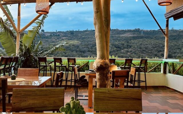 Hotel campestre palmas del zamorano