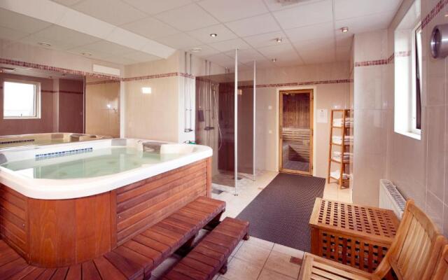 Home Hotel Drott