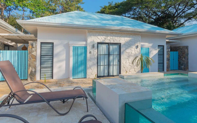 Villas VR Beachwalk Avellanas