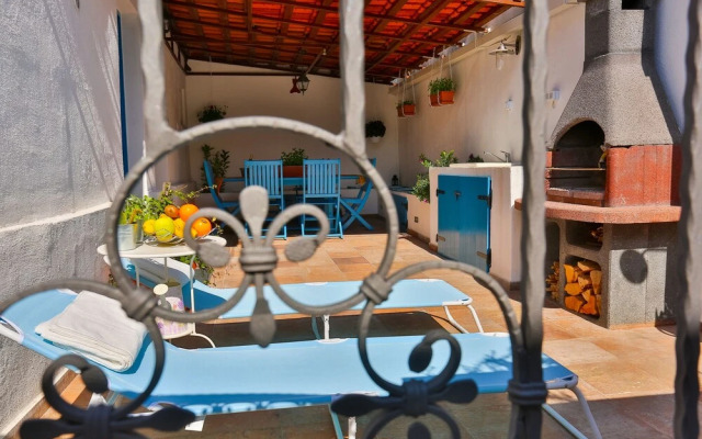 Studio Apartment Laganini