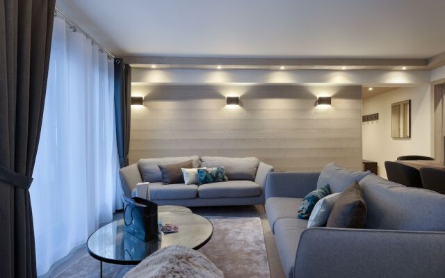 Le C Residence Apartment T4 Cabins A06