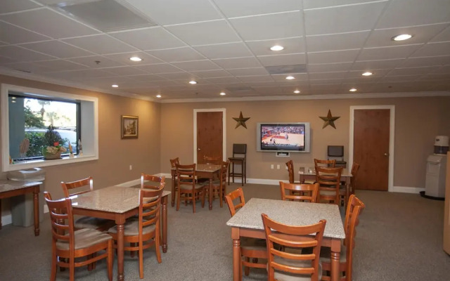 Tides at Top'sl Beach Resort by Panhandle Getaways