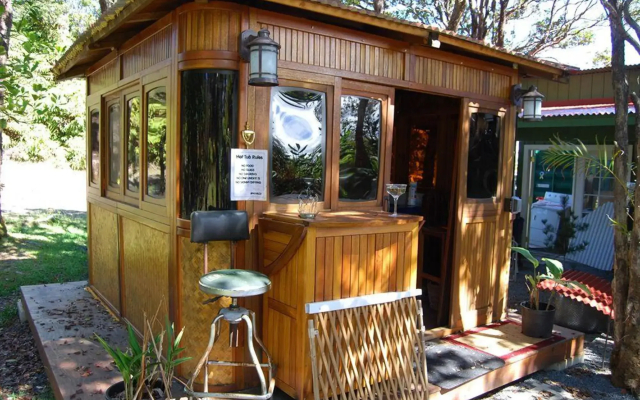 The Artist Cottage - Bed And Breakfast - Cottages_and_Houses in Volcano - Photo 4