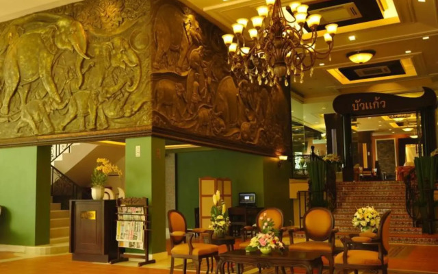 Chour Palace Hotel