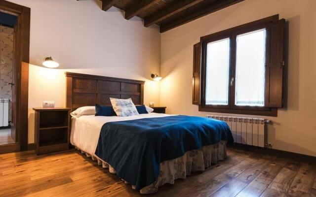 Apartamentos La Calvera