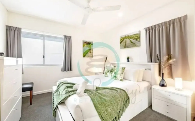 ZEN TREE BLOSSOM - 3BR Luxury Apartment
