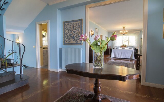 Nicoletta San Lorenzo Nuovo