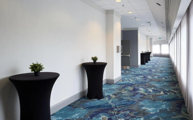 Holiday Inn Hotel & Suites Ottawa Kanata by IHG