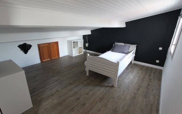 Apartement 120m with garden in a villa