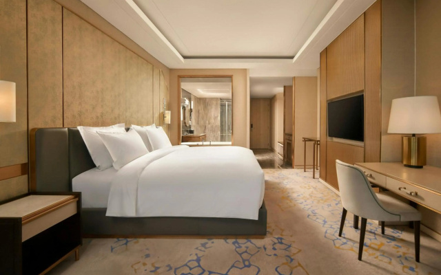 Vinpearl Landmark 81, Autograph Collection – Guest Rooms – Ho Chi Minh City