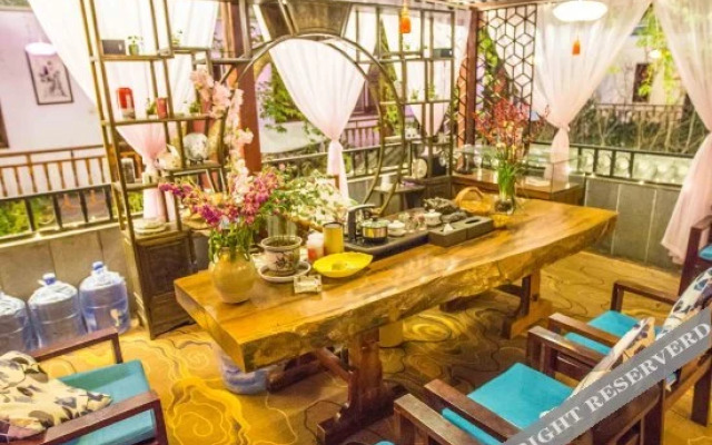 Shuiyue Huashen Dashuiche Designer Hotel