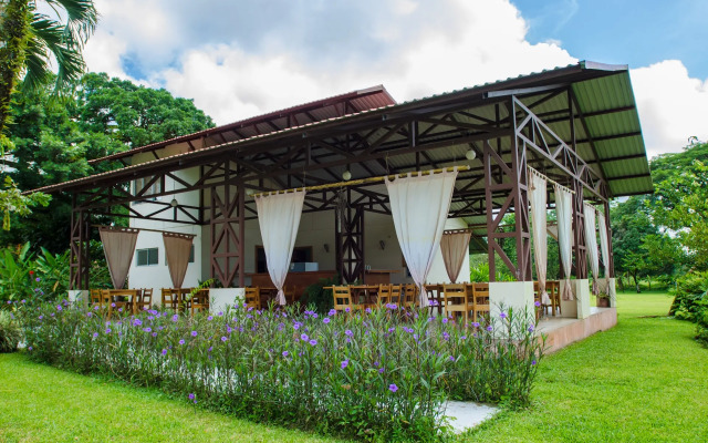 Eco Arenal Hotel