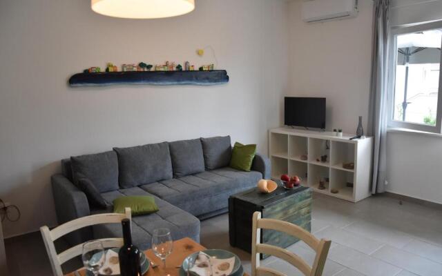 Apartman Vitamare 160 m from the beach