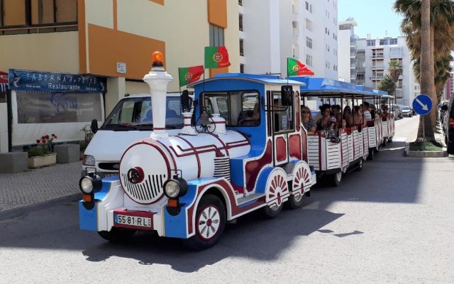 Varandas do Mar 3- Remodelado, Wifi, 150mt Praia