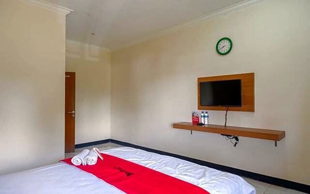 RedDoorz near Balai Kota Batu 3