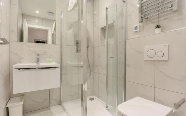 Queensborough Terrace Service Apartments by Concept Apartments