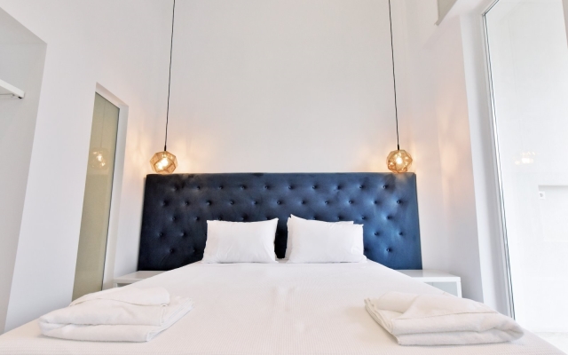 4 Elements Seaside Luxury Suites - Fire