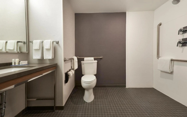 Courtyard by Marriott Toronto Mississauga/Meadowvale