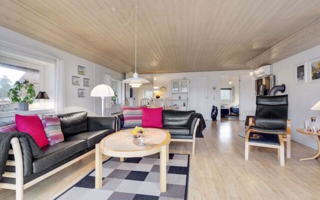 "Landrich" - 400m from the sea in Western Jutland