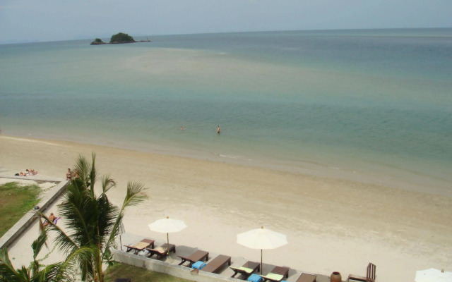 Lanta Pura Beach Resort (SHA Extra Plus)