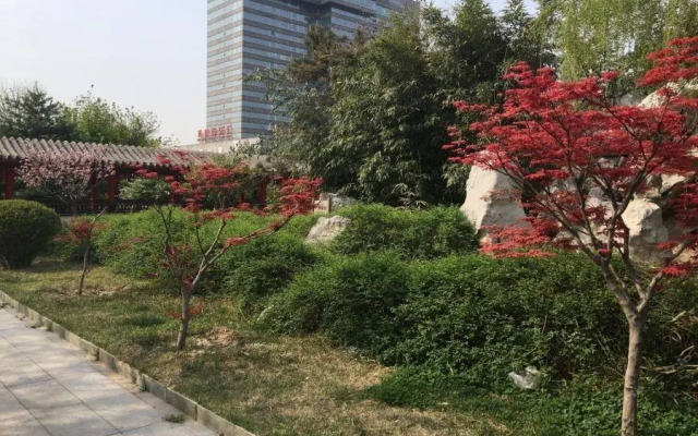 Hot Spring Leisure City International Hotel