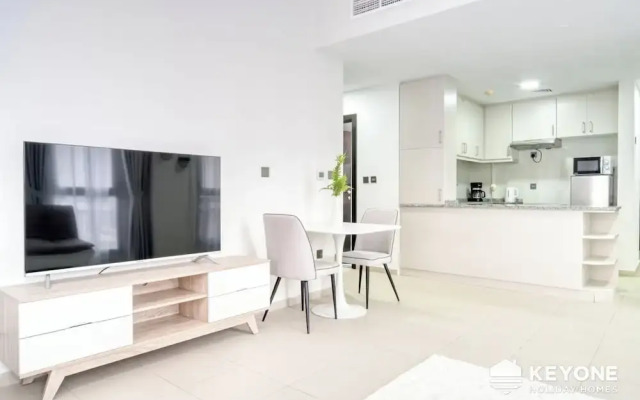 Kohh - Bright Studio Oasis Residence