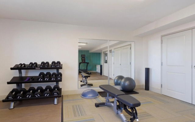 Holiday Inn Express & Suites Phoenix - Tempe by IHG