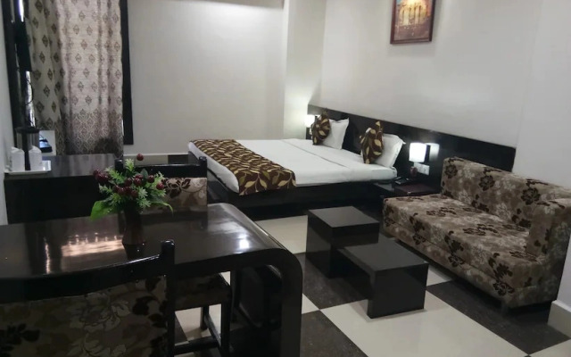 Hotel Rishabh