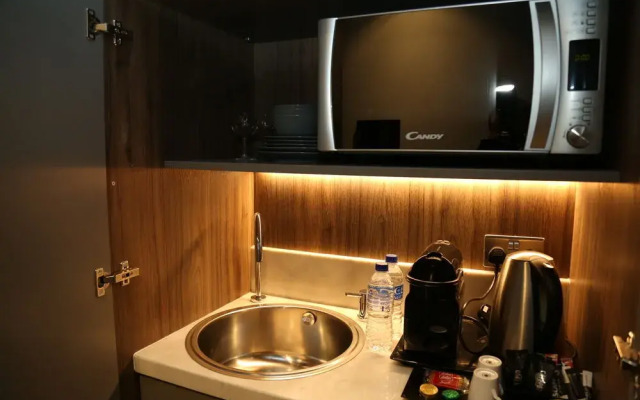 Paddington Rob-Roy Executive Suites