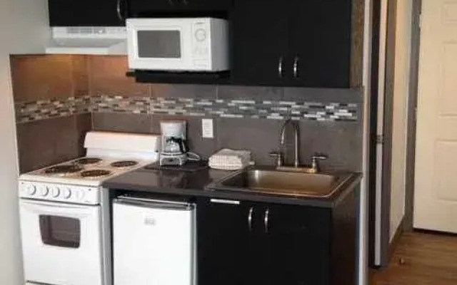 Sunset Oceanfront Lodging