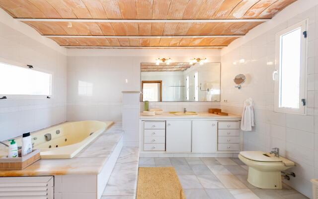 Villa Can Anadi - Relaxing and Chilling in Ibiza