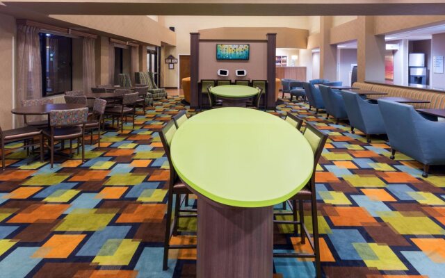 Holiday Inn Express Hotel & Suites Henderson by IHG