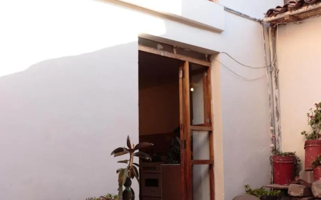 Emperatriz Guest House