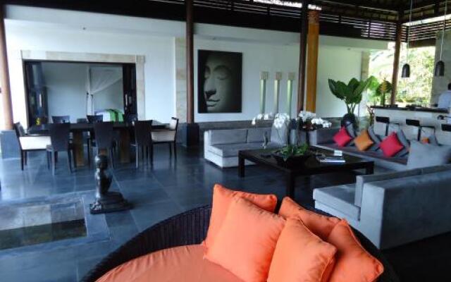 Rouge - Private Villas Ubud