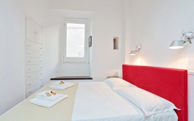 Rome Accommodation - Campo de Fiori III