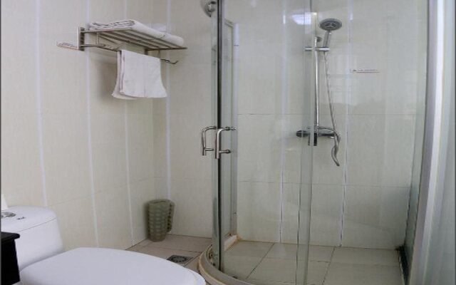 Super 8 by Wyndham Beijing Nan Luo Gu Xiang