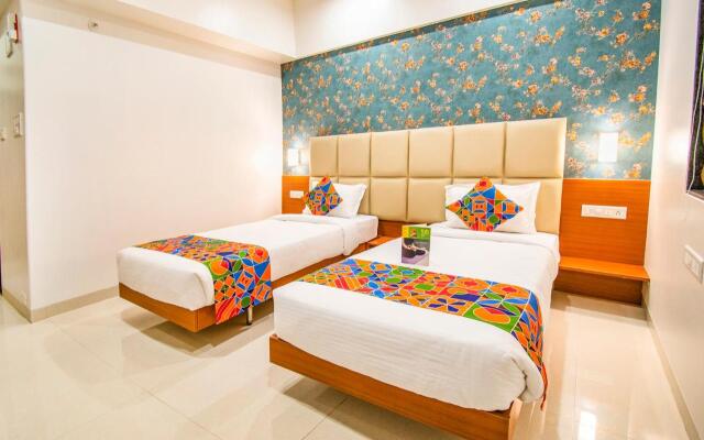 Magnus Square Business Hotel