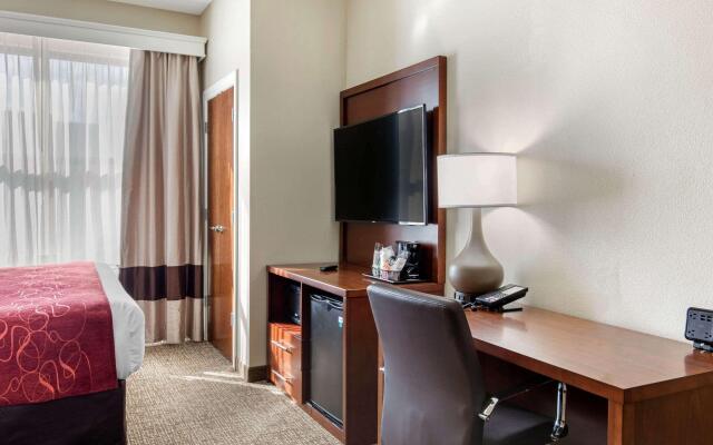 Comfort Suites Nashville near Percy Priest Lake