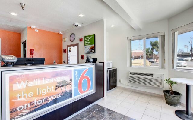 Motel 6 Westminster, CA - North