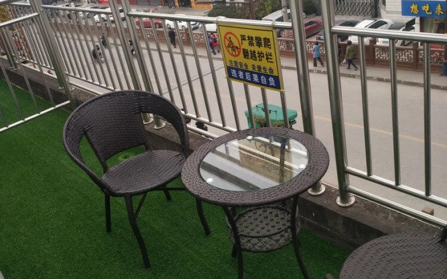 Yue Yue Theme Hostel