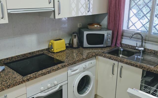 Spacious Neuva Andalucia 2 bed Apt