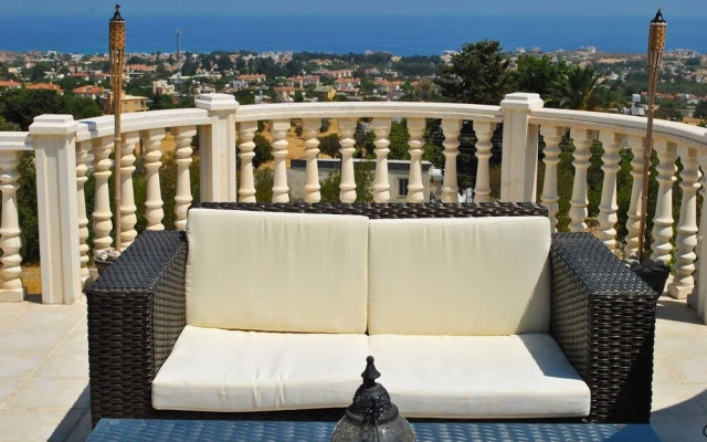Villa Layla by Amy Villas
