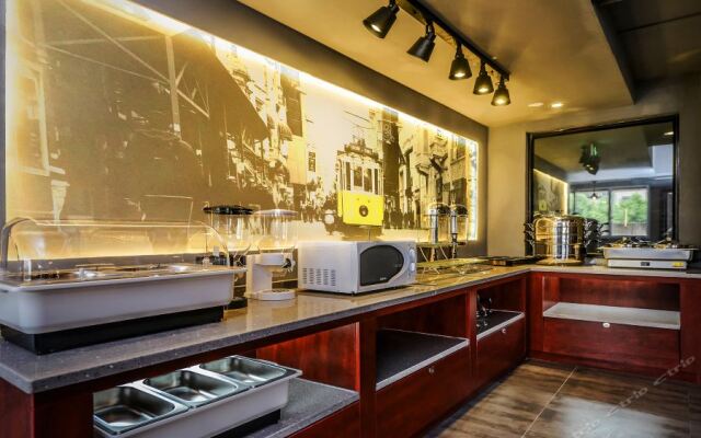 James Joyce Coffetel