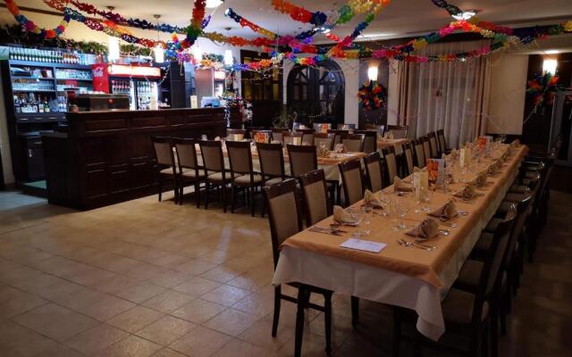 Patyi Étterem és Hotel